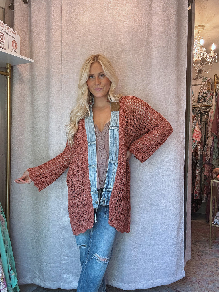 Loose Knit Cardigan w/ Light Denim Extended Collar - RUST - S/M