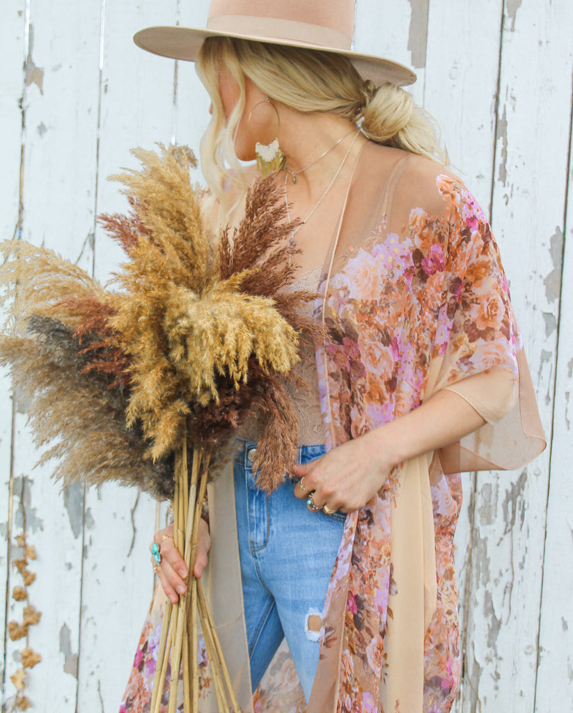 Duster: Smell the Roses Kimono - H O N E Y